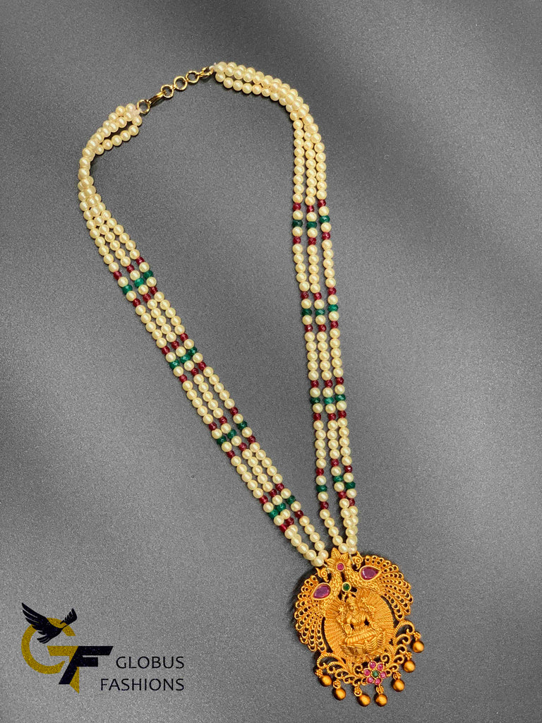 Lakshmi print antique pendant with pearls chain