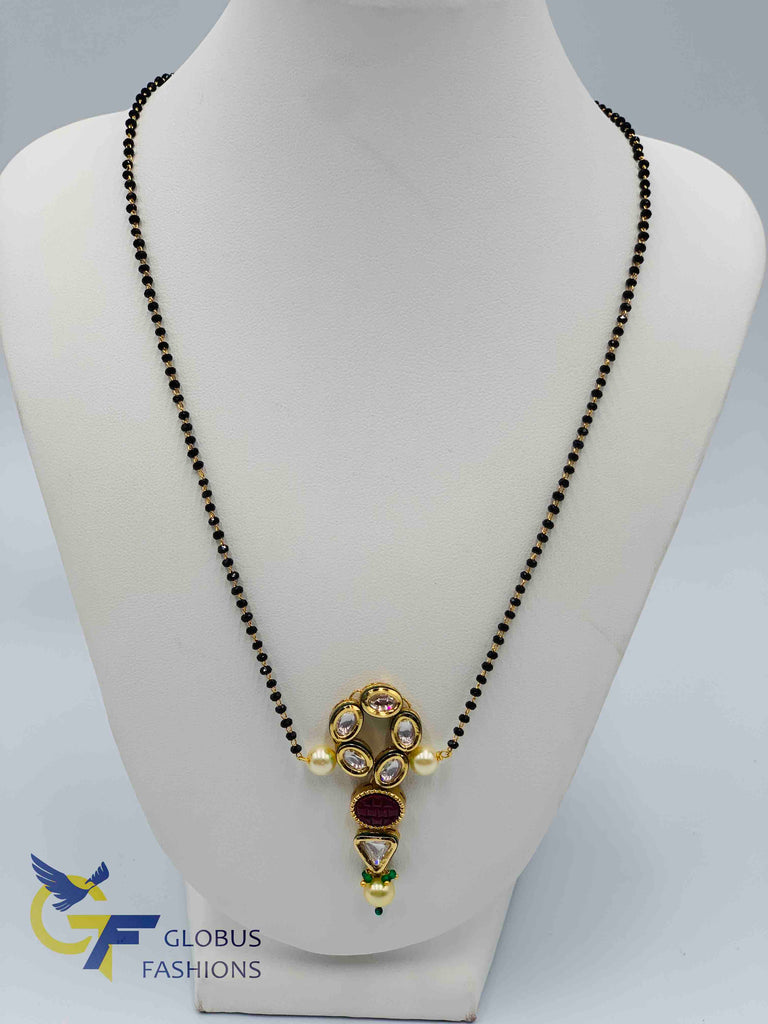 Real Kundan stones pendant with a single line black diamond beads chain