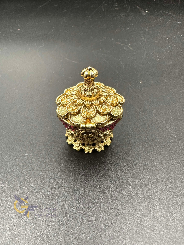 Antique fish ruby Stones small Kumkum box
HandmadeJewelry