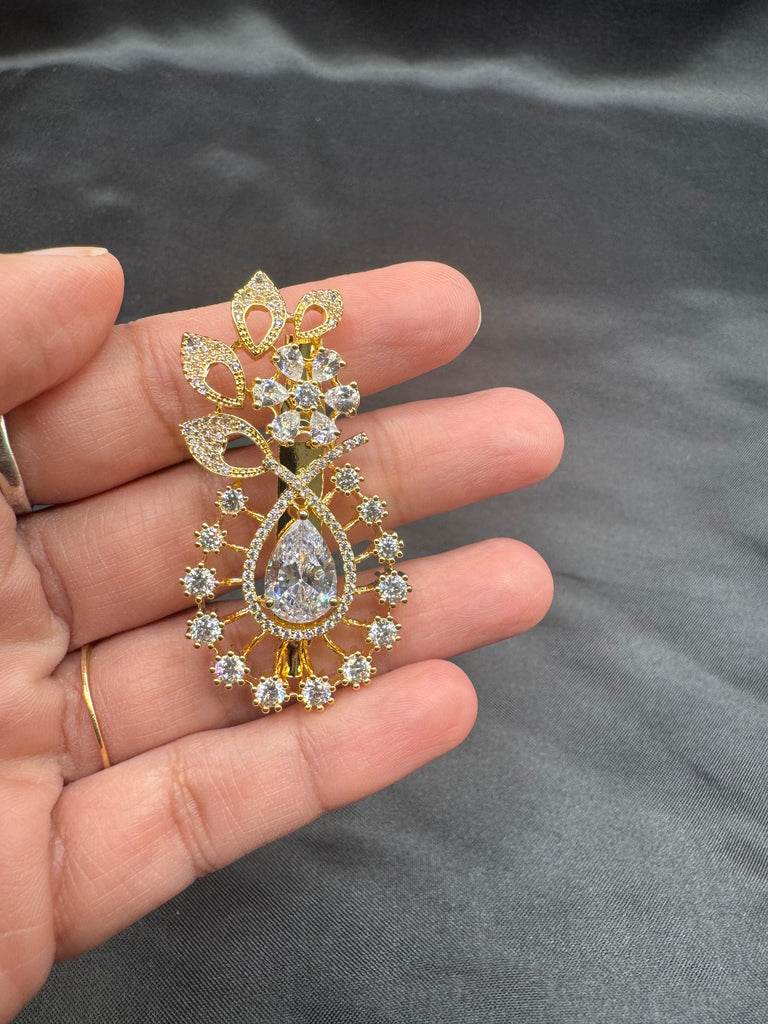 Flower design cz Stones Saree pin/ brooch