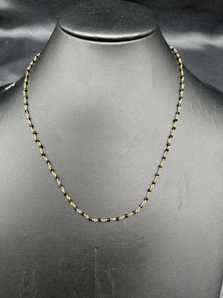 Single-line black diamond bead chain