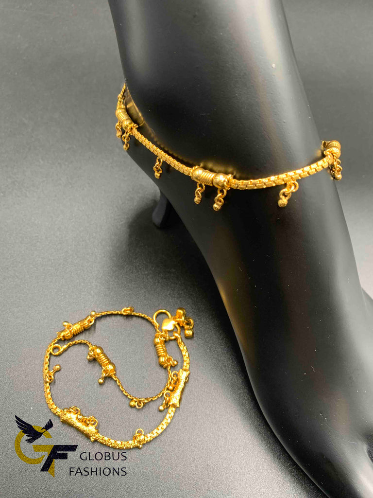 Plain gold with simple design anklets