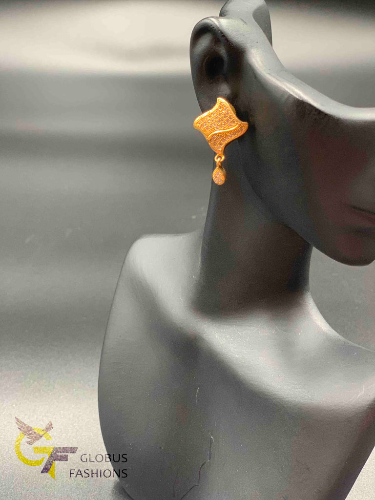 Beautiful cz stones pendant and earrings