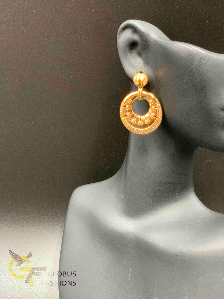 Elegant plain gold with cz stones earrings