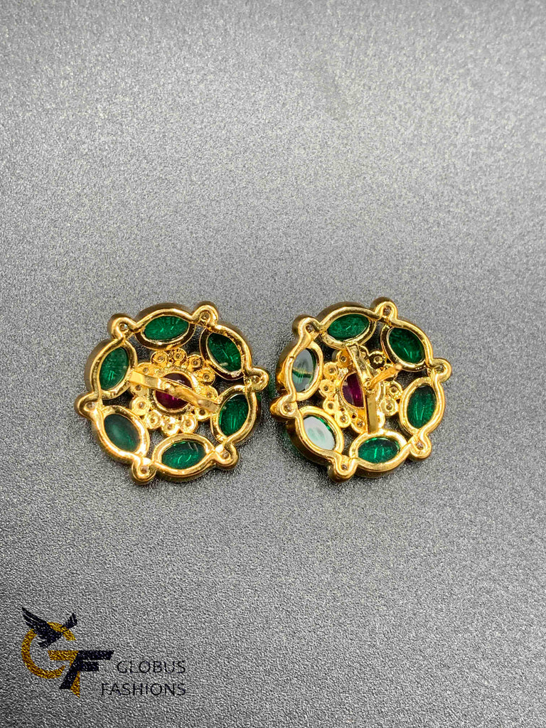 Traditional look emerald Stones stud type