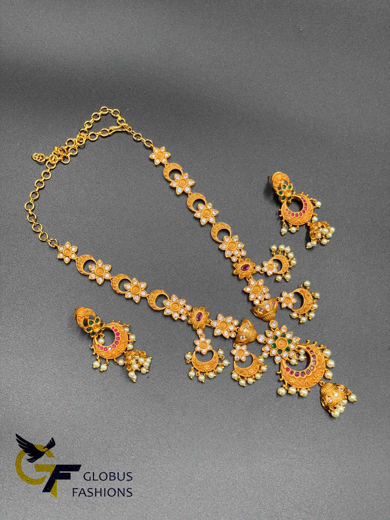 Traditional and antique look chandbali style Multicolore necklace set